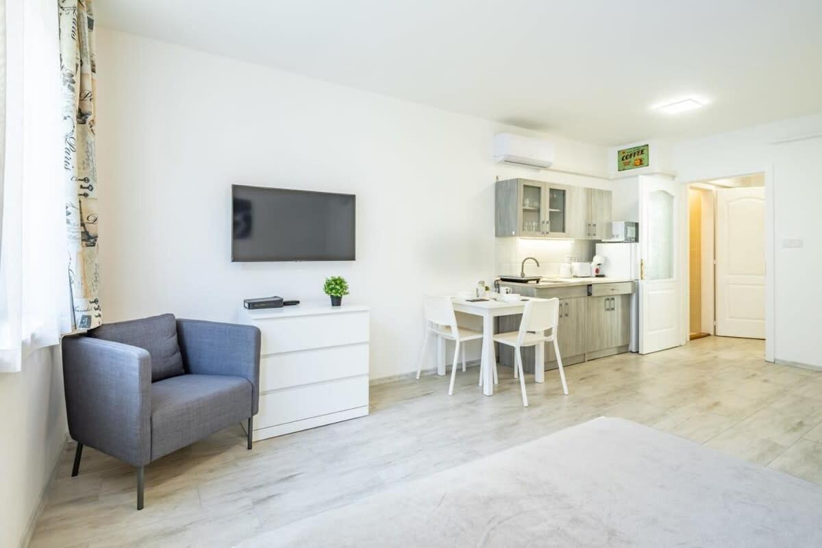 Convenient 2-Room Central Apartment Budapest Esterno foto