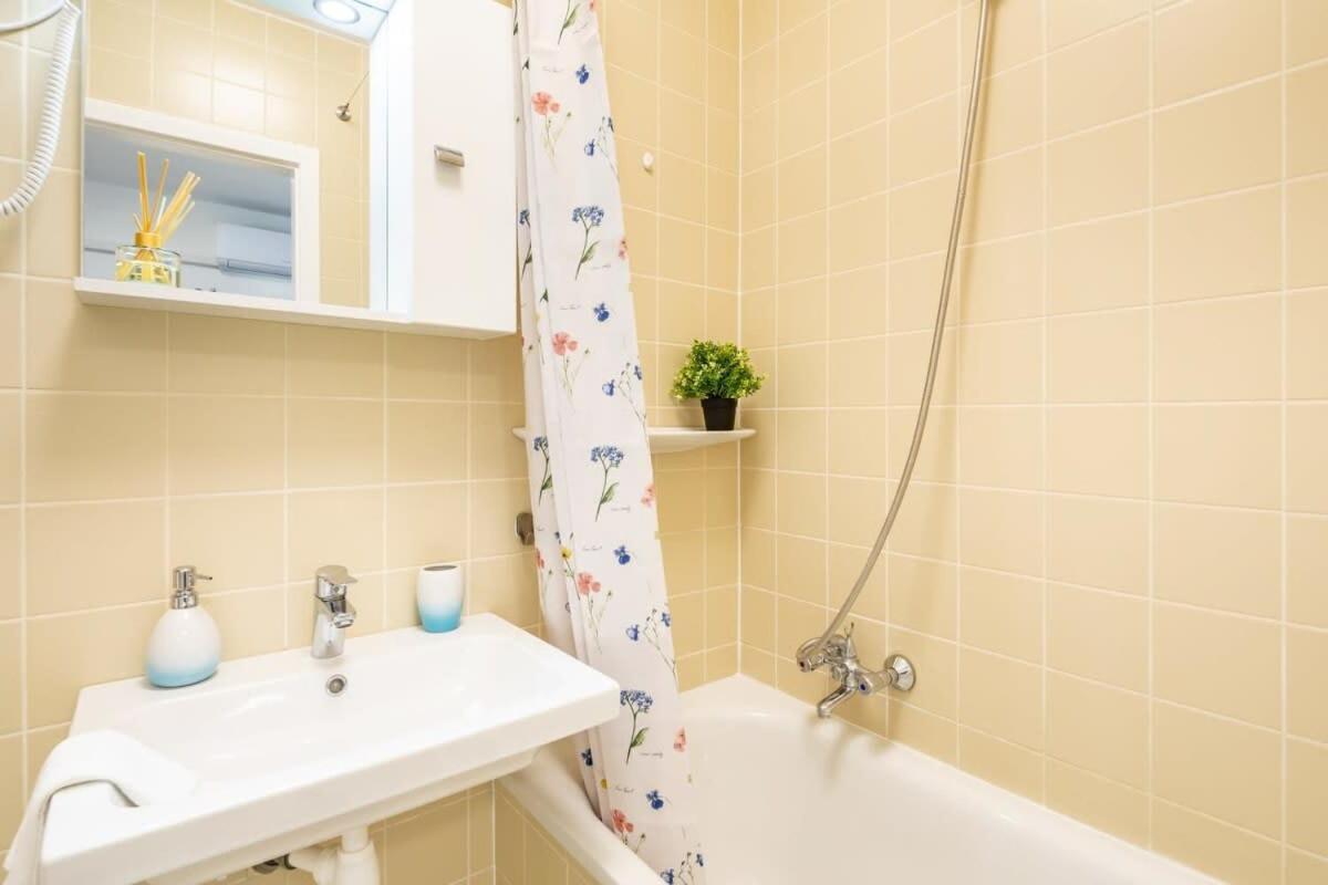 Convenient 2-Room Central Apartment Budapest Esterno foto